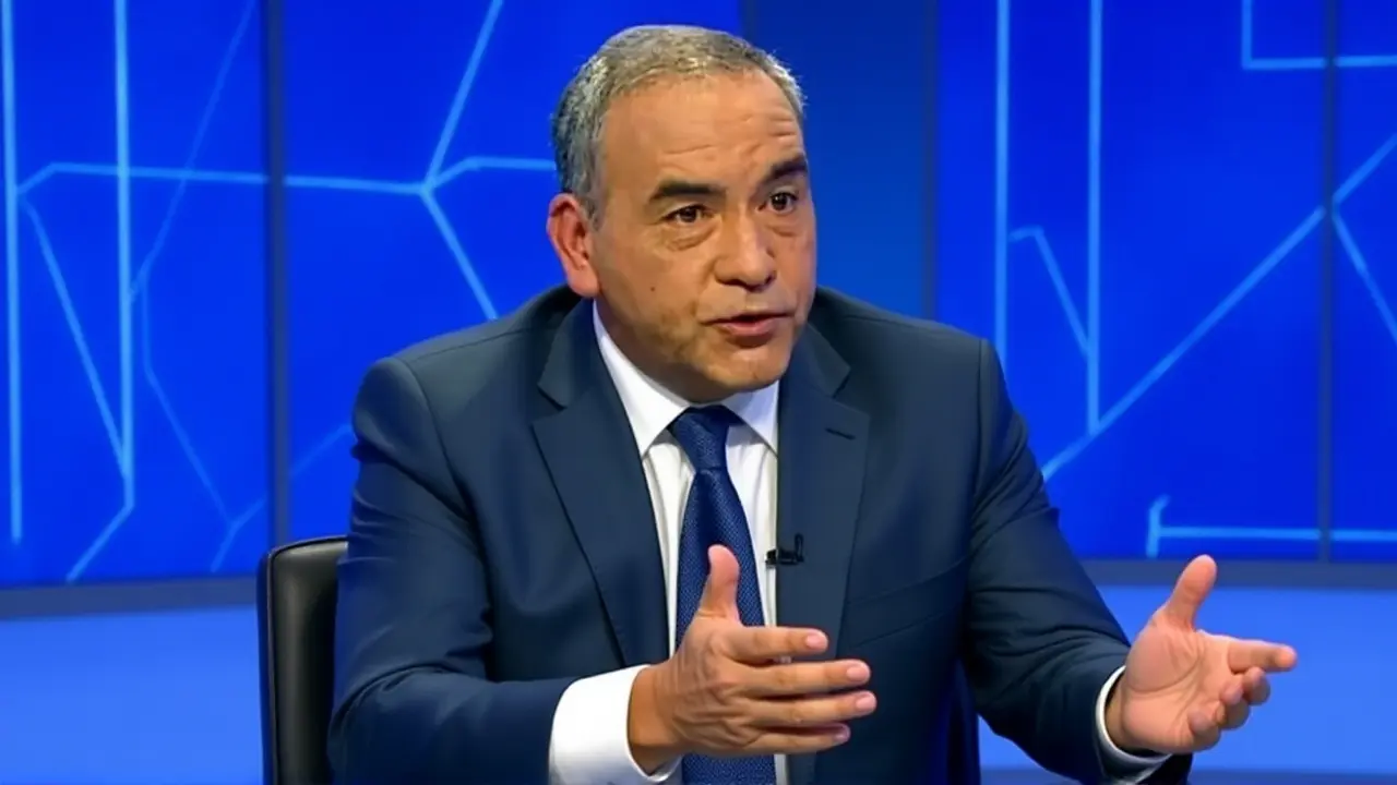Espinoza advierte que revertir indultos sería un escándalo para Boric