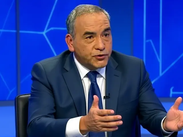 Espinoza advierte que revertir indultos sería un escándalo para Boric